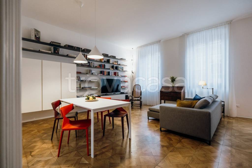 appartamento in affitto a Trieste in zona Borgo Teresiano