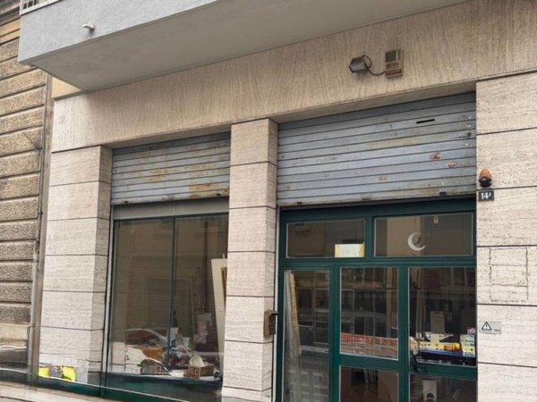 negozio in affitto a Trieste in zona Chiadino