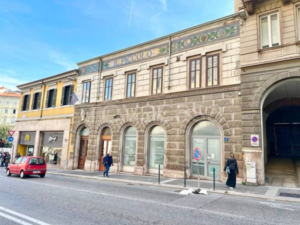 negozio in affitto a Trieste