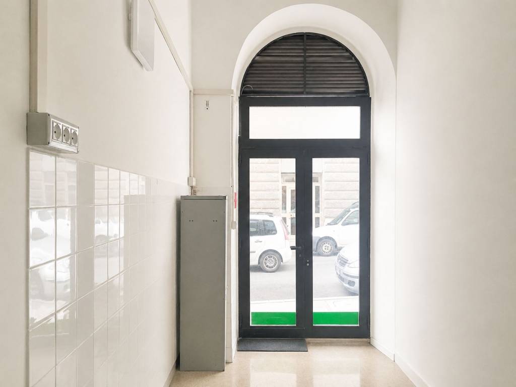 negozio in affitto a Trieste in zona Roiano
