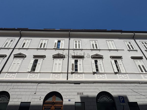 appartamento in affitto a Trieste in zona Borgo Teresiano