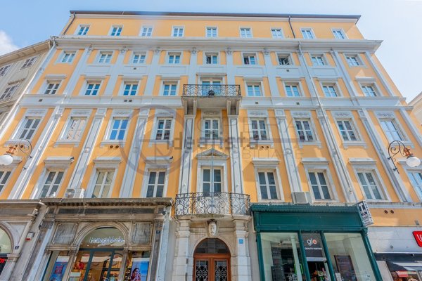 ufficio in affitto a Trieste in zona Città Vecchia
