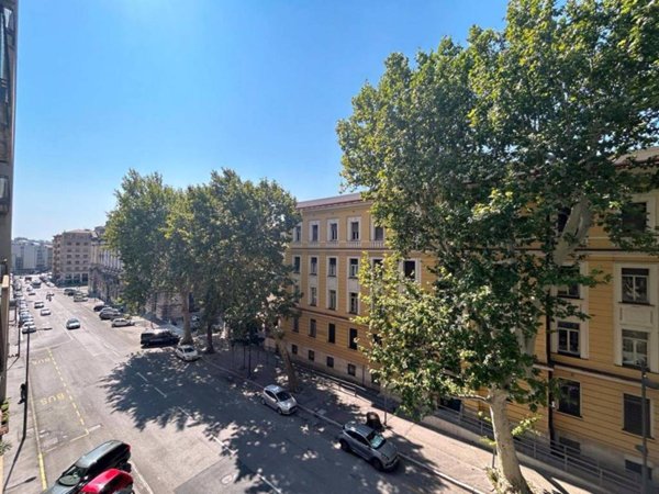 appartamento in affitto a Trieste in zona Città Nuova