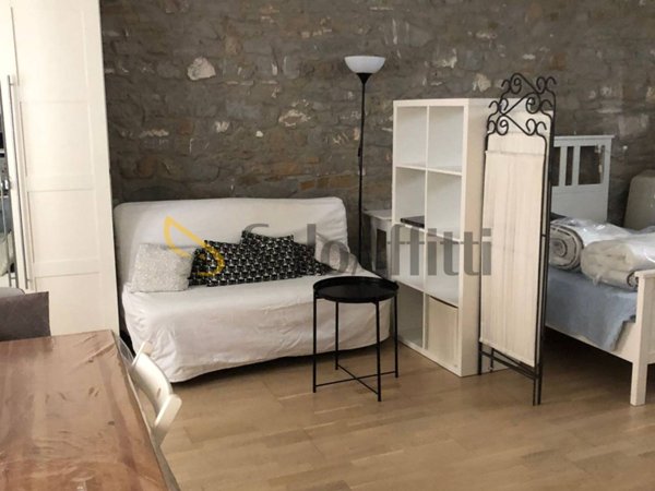 appartamento in affitto a Trieste in zona Cavana