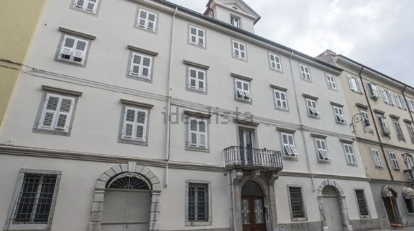 appartamento in affitto a Trieste in zona Borgo Teresiano