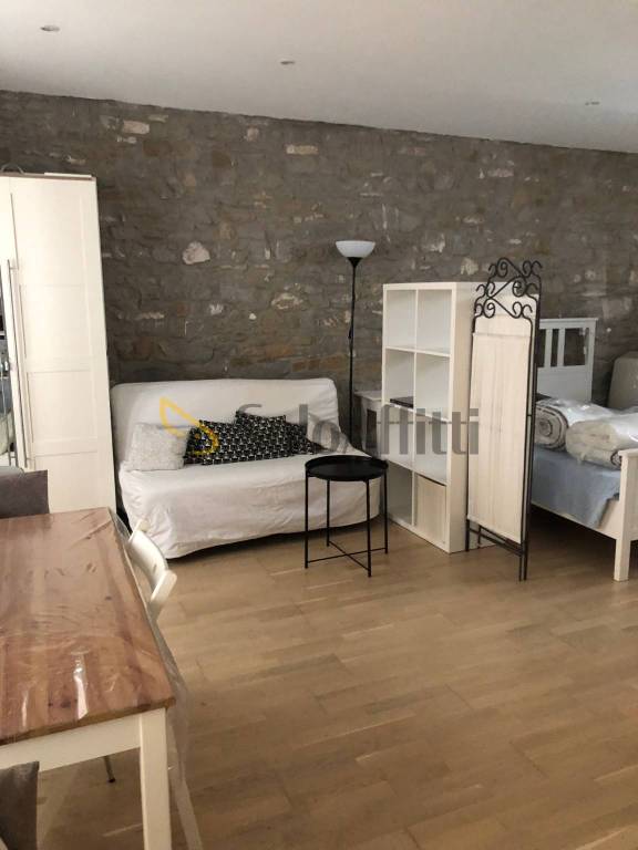 appartamento in affitto a Trieste in zona Città Vecchia
