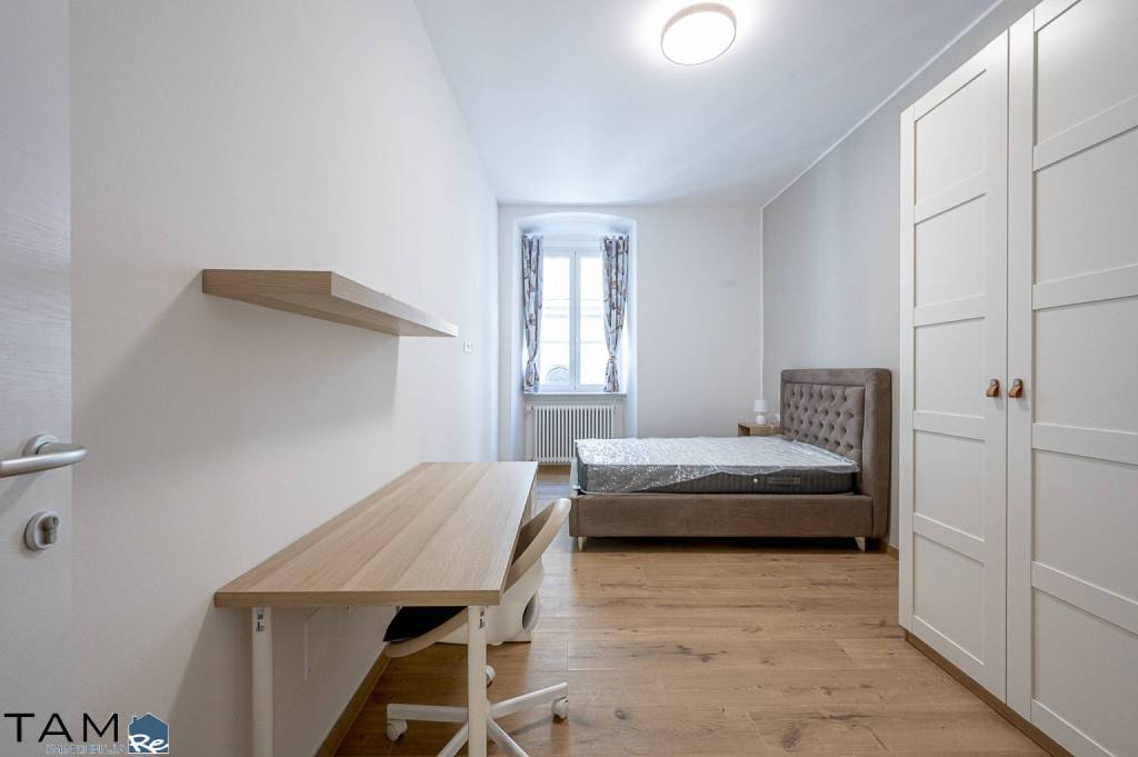 appartamento in affitto a Trieste in zona Borgo Teresiano