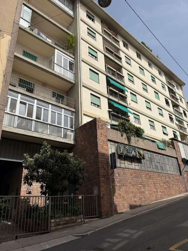 appartamento in affitto a Trieste in zona Città Nuova