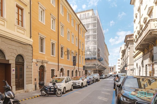 appartamento in affitto a Trieste in zona Borgo Teresiano