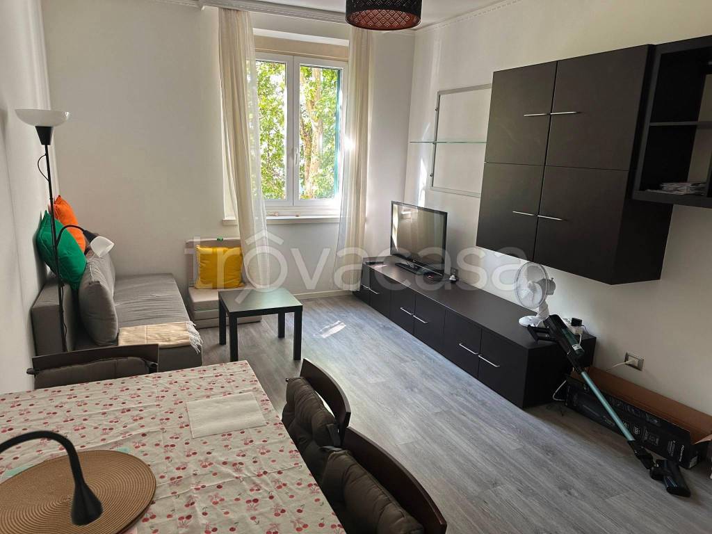 appartamento in affitto a Trieste in zona Campi Elisi