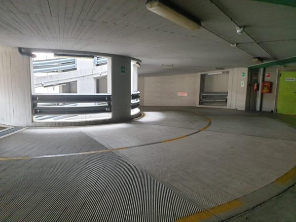 box auto in affitto a Trieste