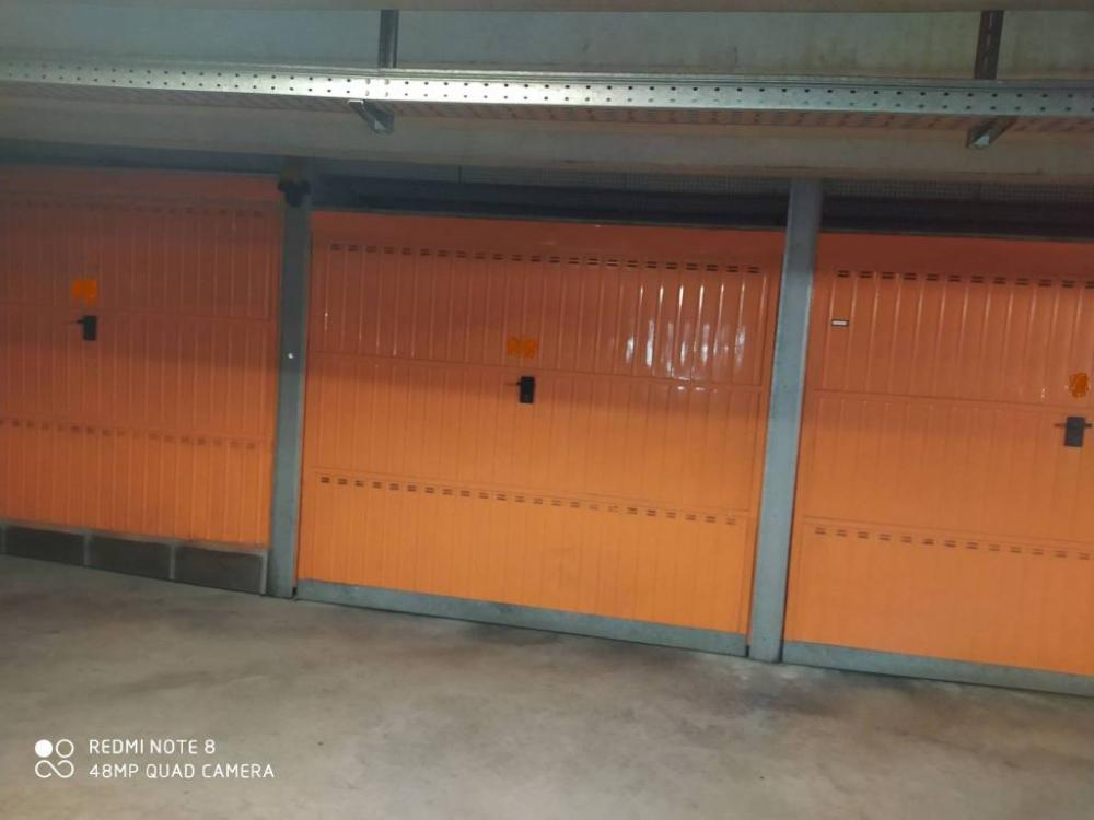 box auto in affitto a Trieste