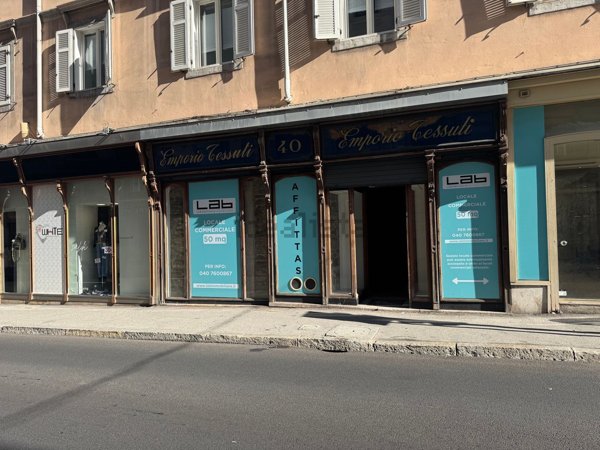 locale commerciale in affitto a Trieste in zona Borgo Teresiano