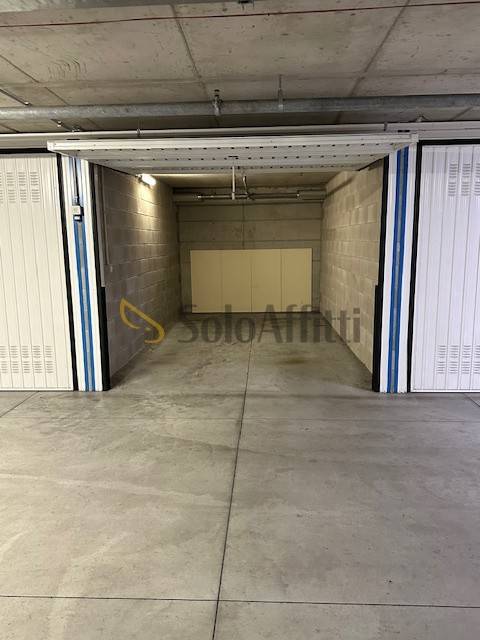 box auto in affitto a Trieste in zona Città Vecchia