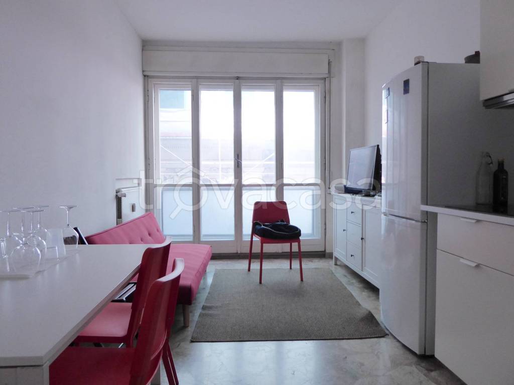 appartamento in affitto a Trieste in zona Borgo Teresiano