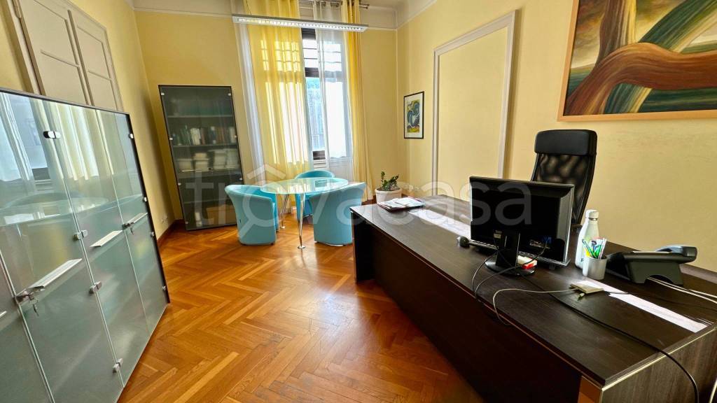 appartamento in affitto a Trieste in zona Borgo Teresiano