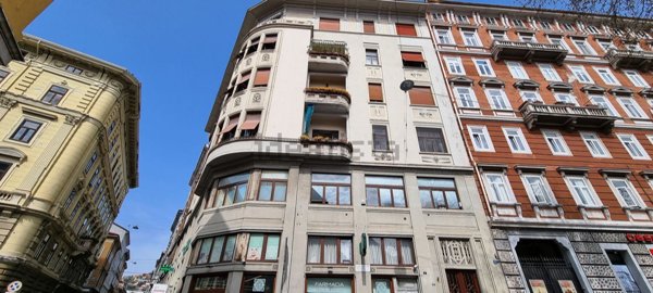 appartamento in affitto a Trieste in zona Città Nuova