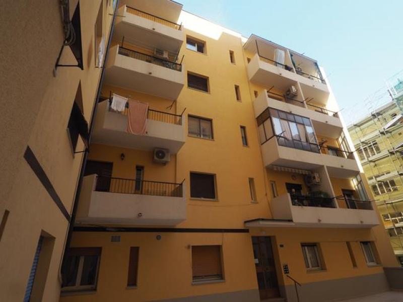 appartamento in affitto a Trieste in zona San Giacomo