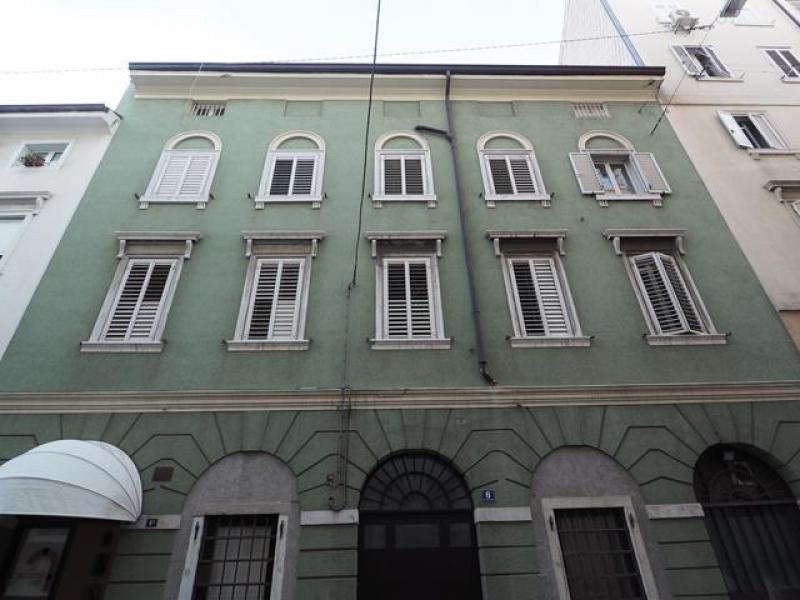 appartamento in affitto a Trieste in zona San Giacomo