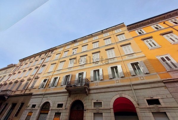 appartamento in affitto a Trieste in zona Città Vecchia