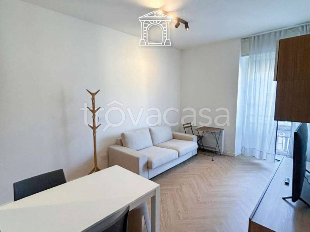 appartamento in affitto a Trieste in zona Borgo Teresiano