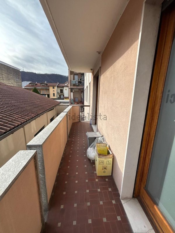 ufficio in affitto a Borgosesia