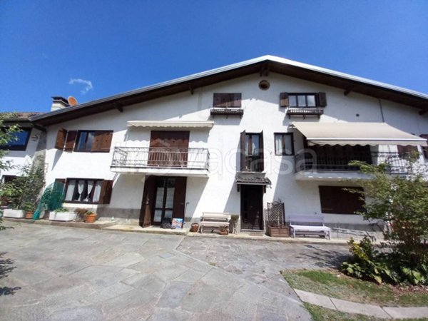 appartamento in affitto a Borgosesia