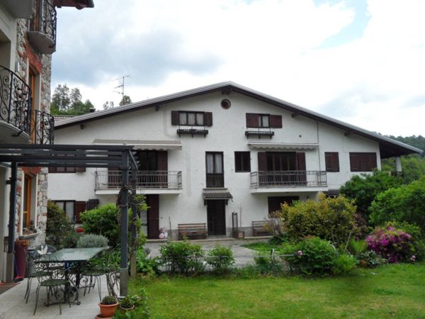 appartamento in affitto a Borgosesia