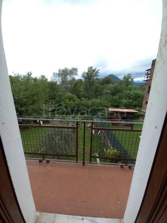 appartamento in affitto a Borgosesia