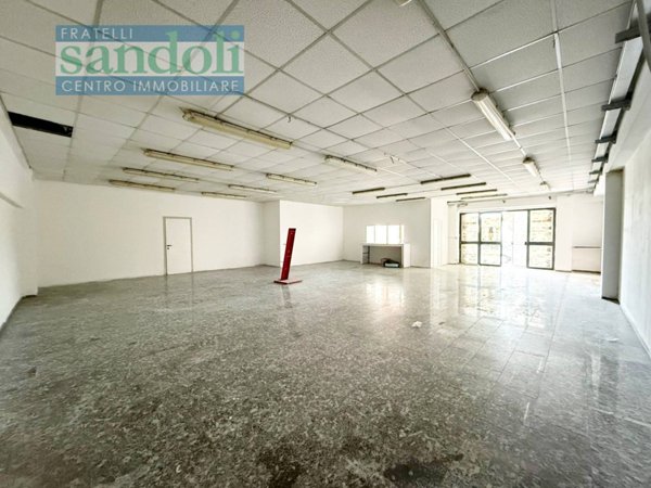 ufficio in affitto a Caresanablot