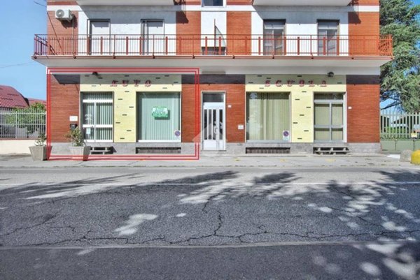 negozio in affitto a Cigliano
