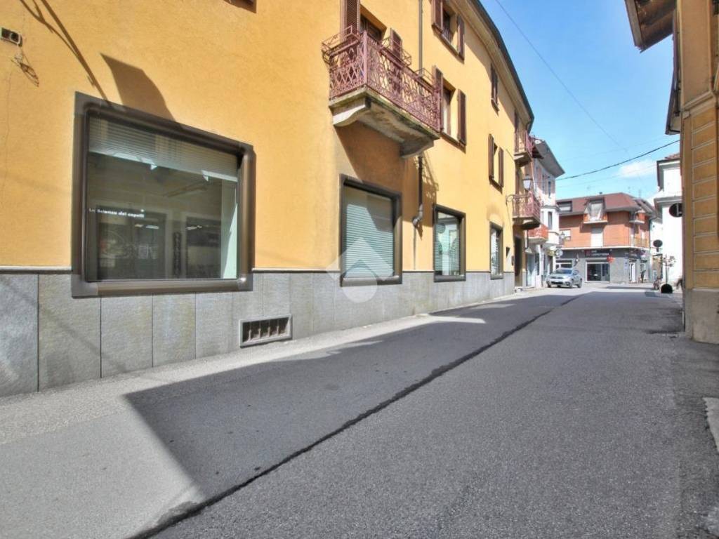 negozio in affitto a Cigliano