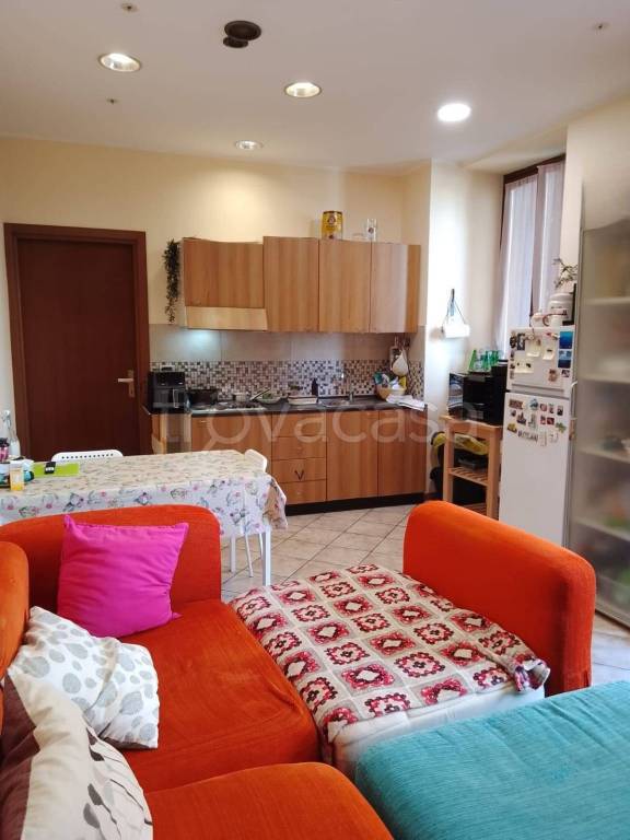 appartamento in affitto a Gattinara
