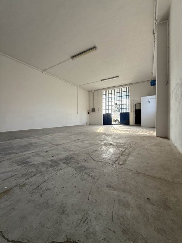 locale commerciale in affitto ad Alseno