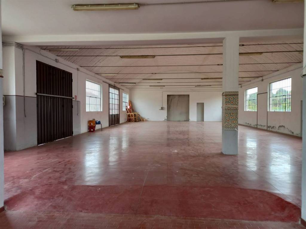 negozio in affitto ad Alseno