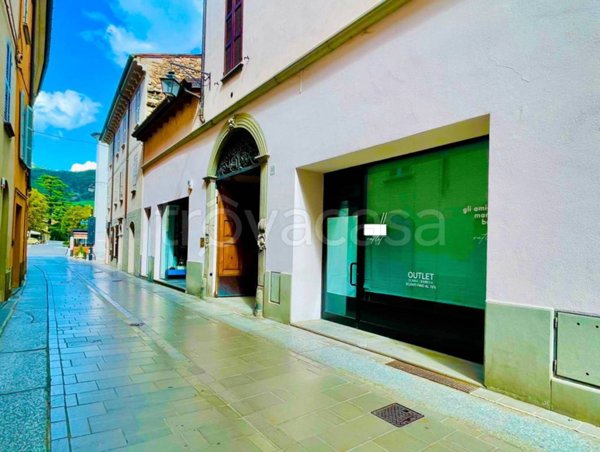 negozio in affitto a Bobbio