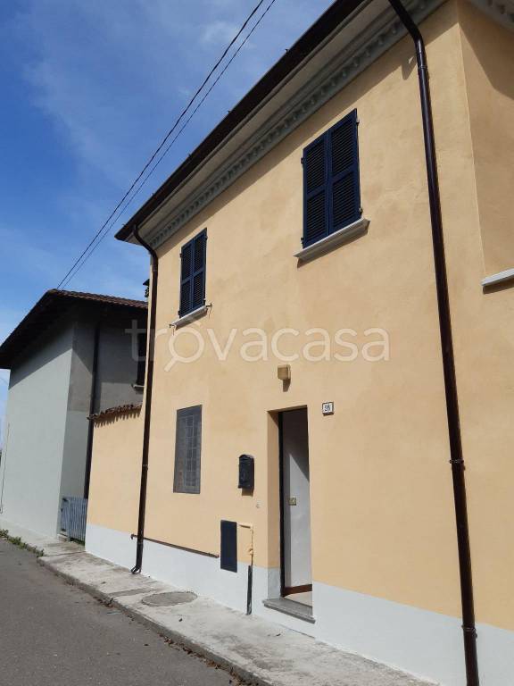 casa semindipendente in affitto a Caorso