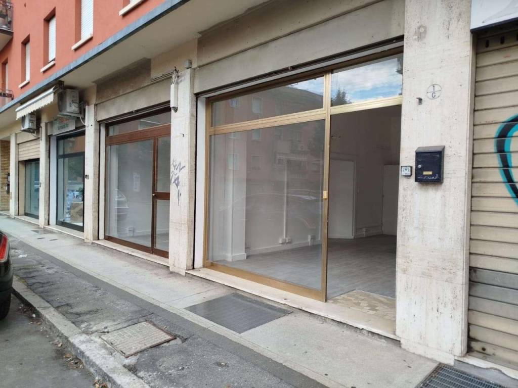 negozio in affitto a Caorso