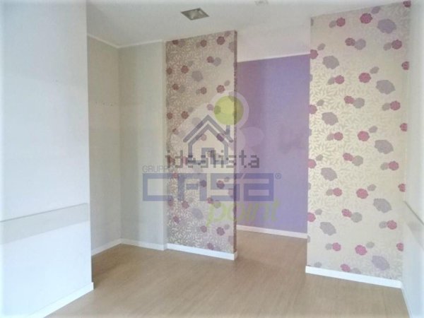 negozio in affitto a Caorso