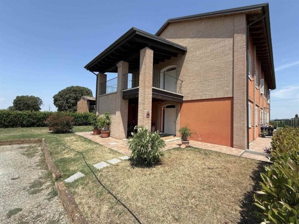 casa indipendente in affitto a Carpaneto Piacentino in zona Ciriano