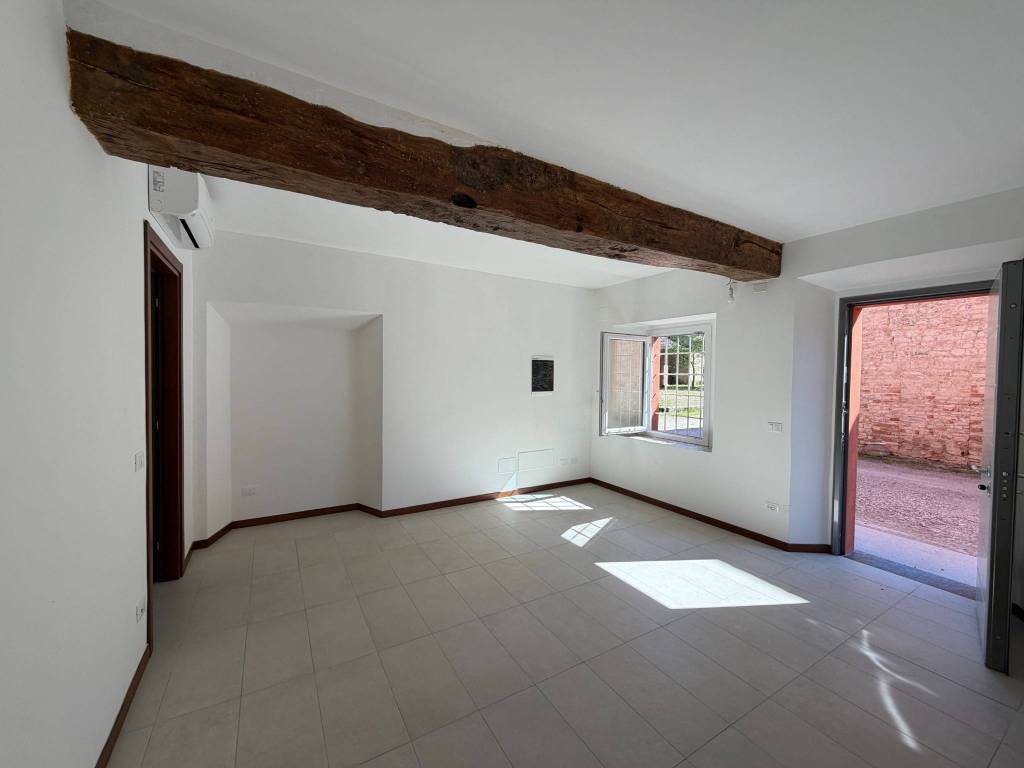 casa indipendente in affitto a Carpaneto Piacentino