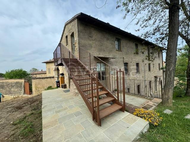 appartamento in affitto a Castell'Arquato in zona Doppi
