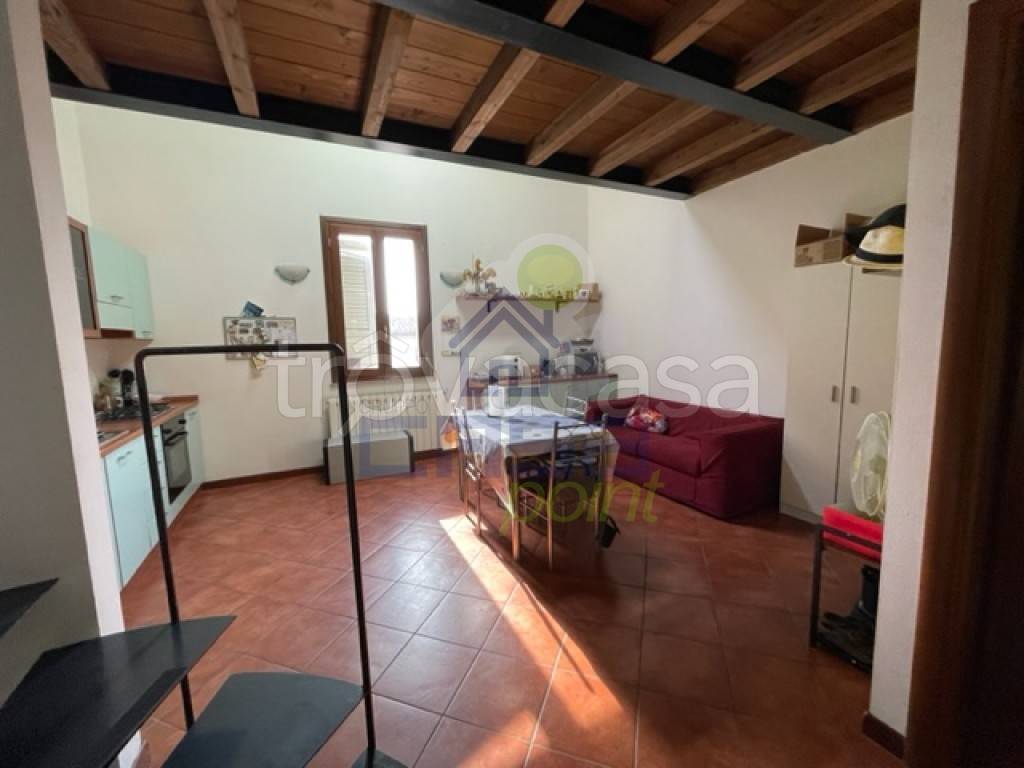 appartamento in affitto a Castelvetro Piacentino in zona Castelvetro