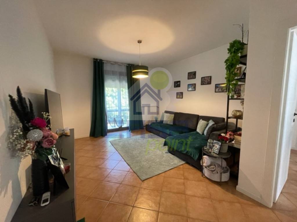appartamento in affitto a Castelvetro Piacentino in zona Castelvetro