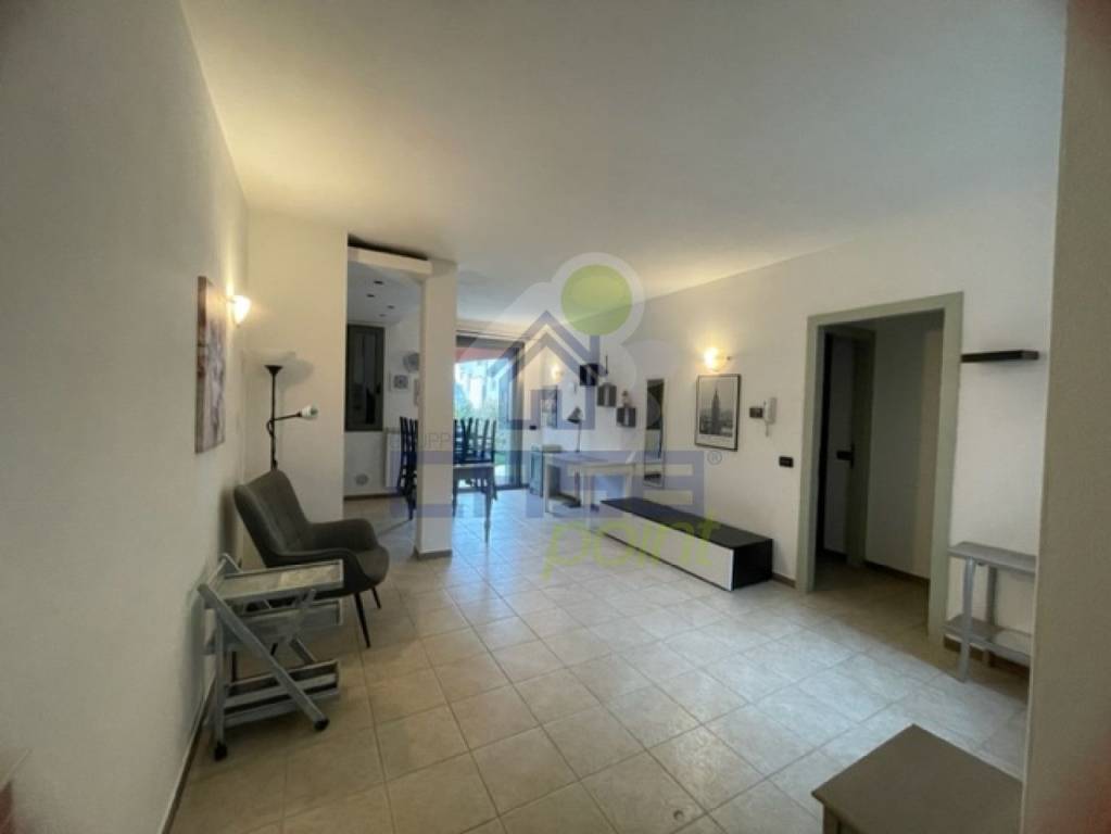 appartamento in affitto a Castelvetro Piacentino in zona Castelvetro