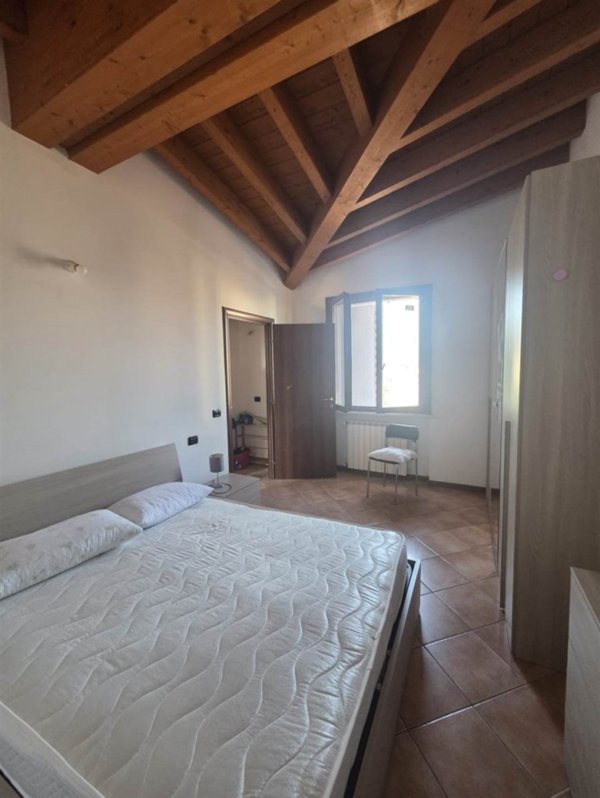 appartamento in affitto a Castelvetro Piacentino in zona Castelvetro