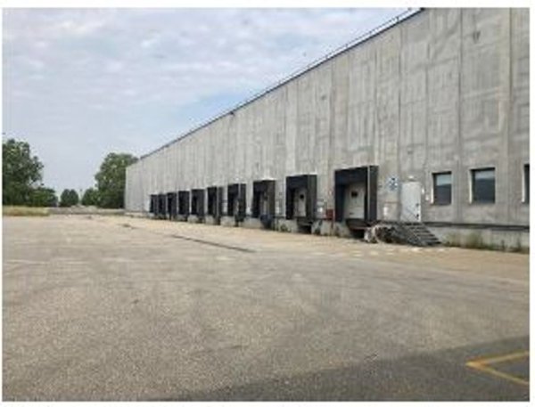 locale di sgombero in affitto a Cortemaggiore