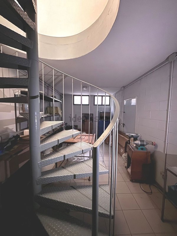 negozio in affitto a Fiorenzuola d'Arda