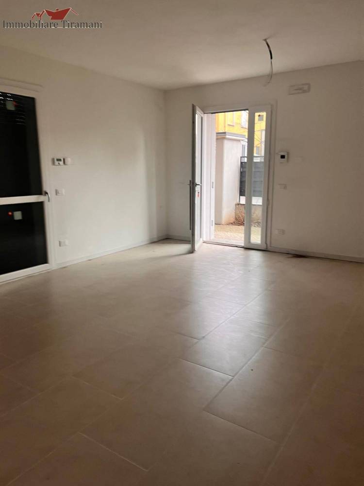 ufficio in affitto a Fiorenzuola d'Arda
