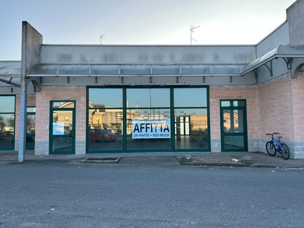 ufficio in affitto a Fiorenzuola d'Arda